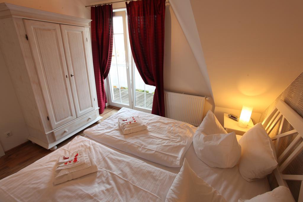 Haus Amo Solem Aparthotel Dierhagen Room photo